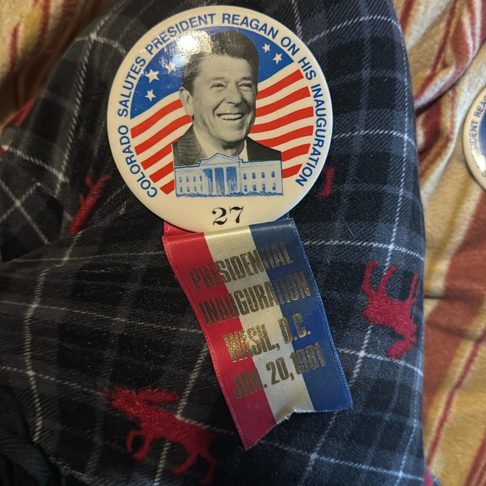 Presidential inauguration pin